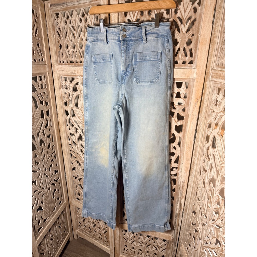 Old Navy Extra Sky-Hi Wide Leg Jeans Light Wash Patch Pocket Size 6 - Picture 2 of 9